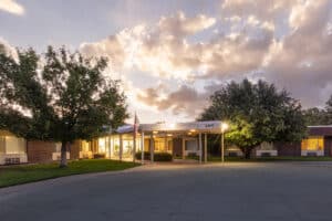 Outdoor view of building at Red Cliffs Post Acute